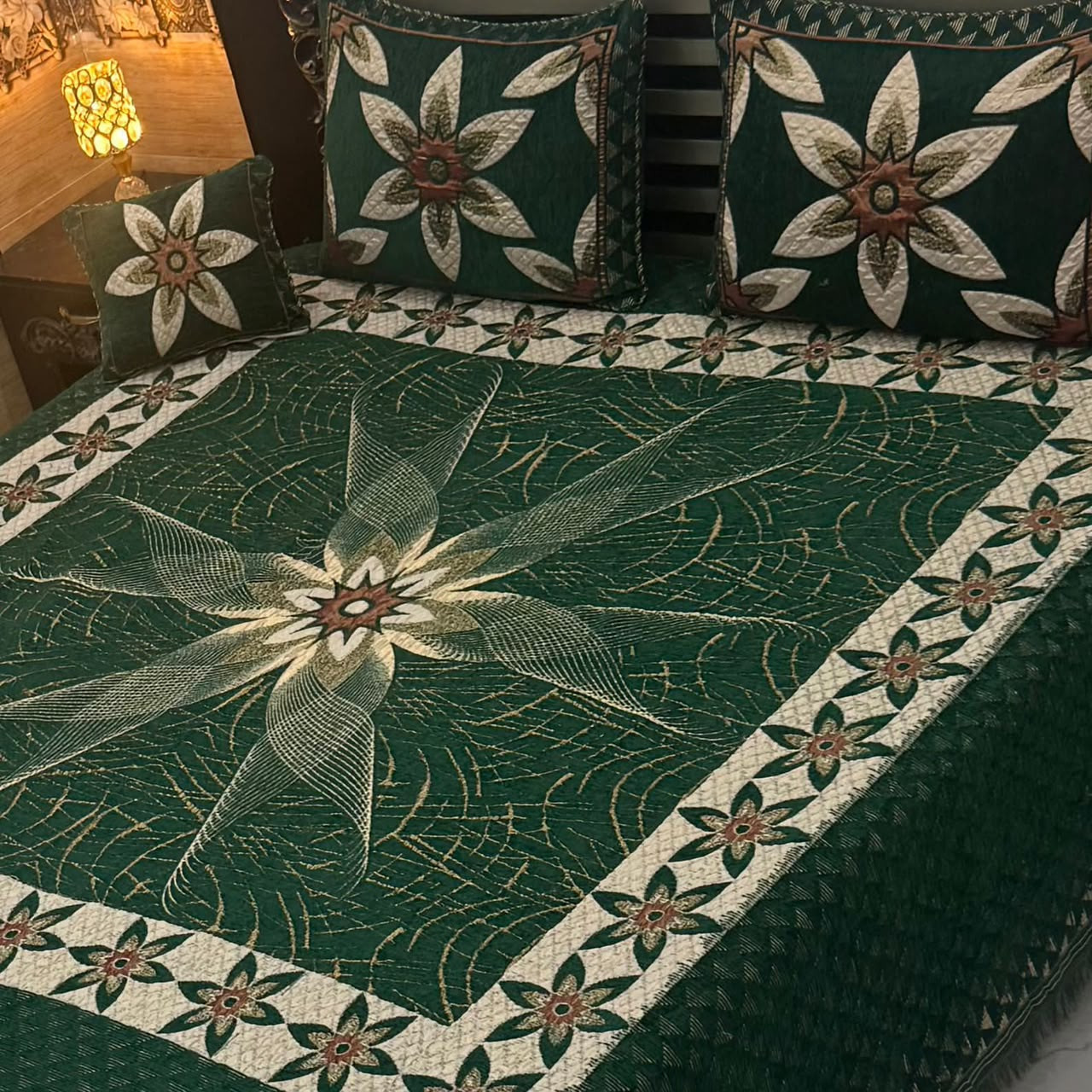 Velvet Jacquard Bedsheet Set (4PC) – King Size