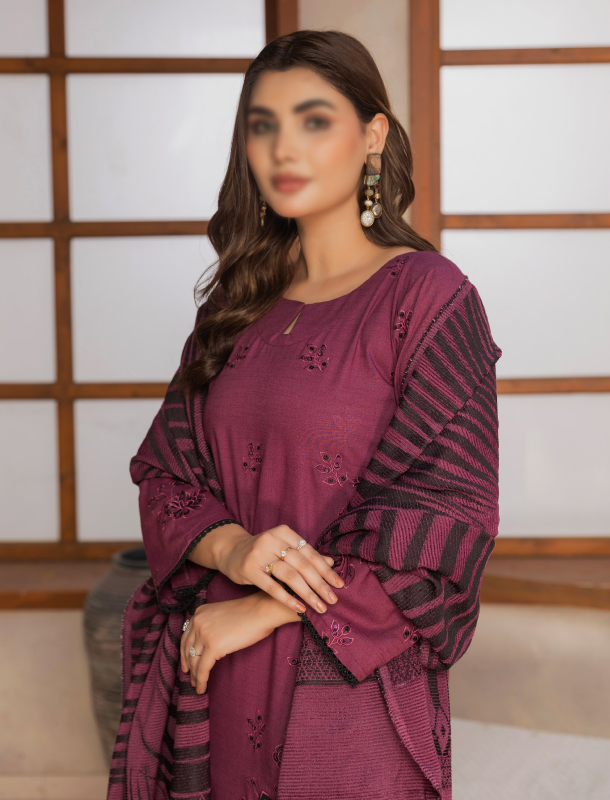 Fantak — VOGUE Vol.01 | Luxury Slub Dhanak Embroidered