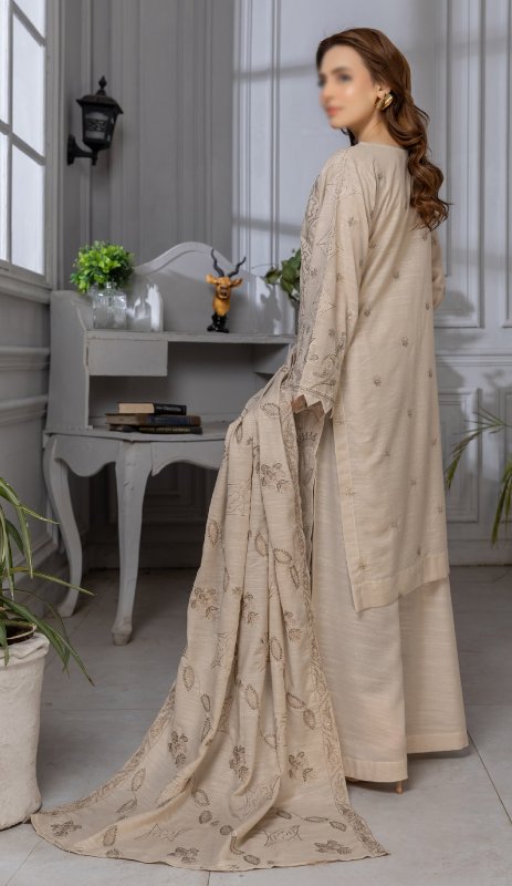 Fantak — AURA Vol.01 | Luxury Slub Lawn Karandi Embroidered Collection