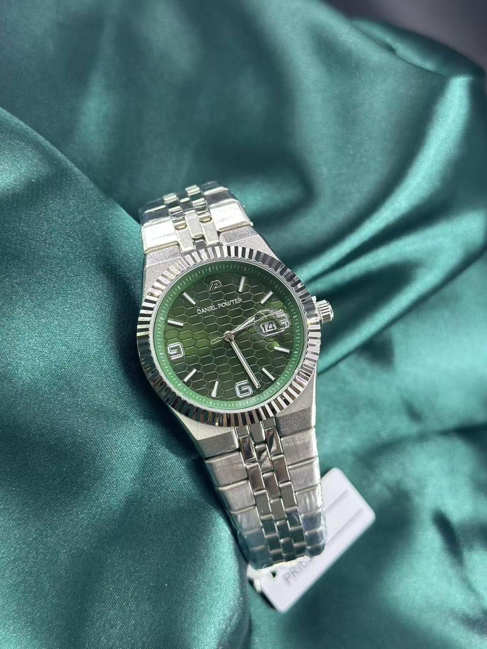 DP Fluted Bezel Stainless Steel Luxury Watch