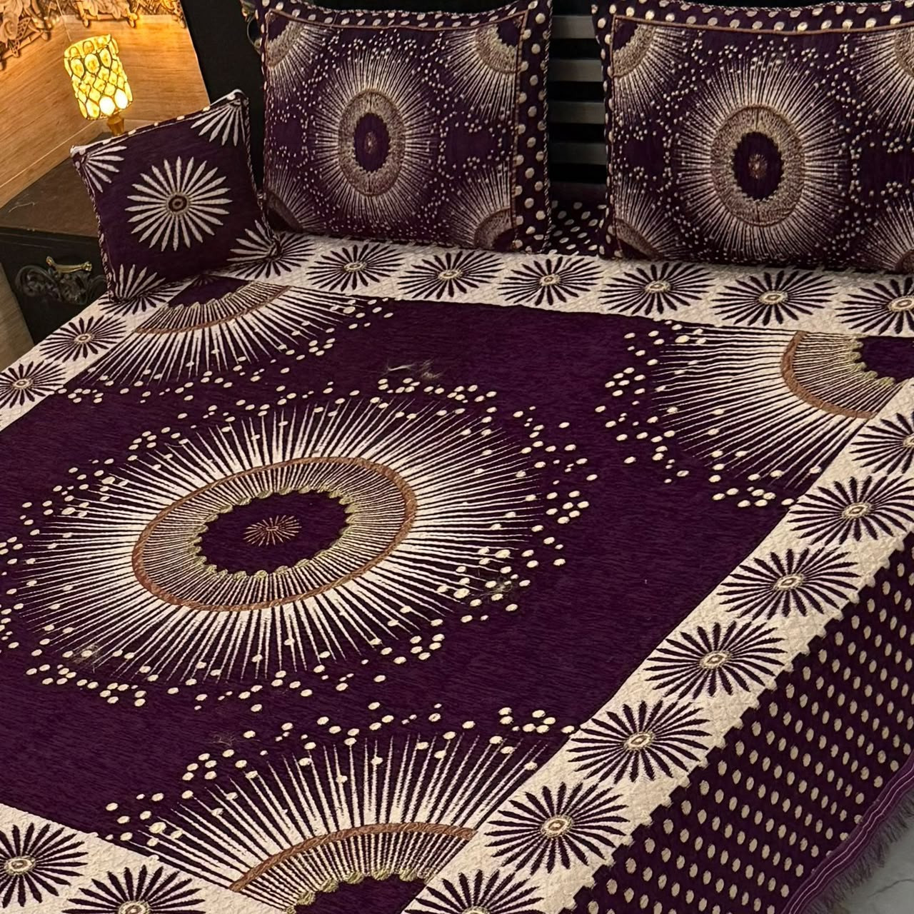 Velvet Jacquard Bedsheet Set (4PC) – King Size