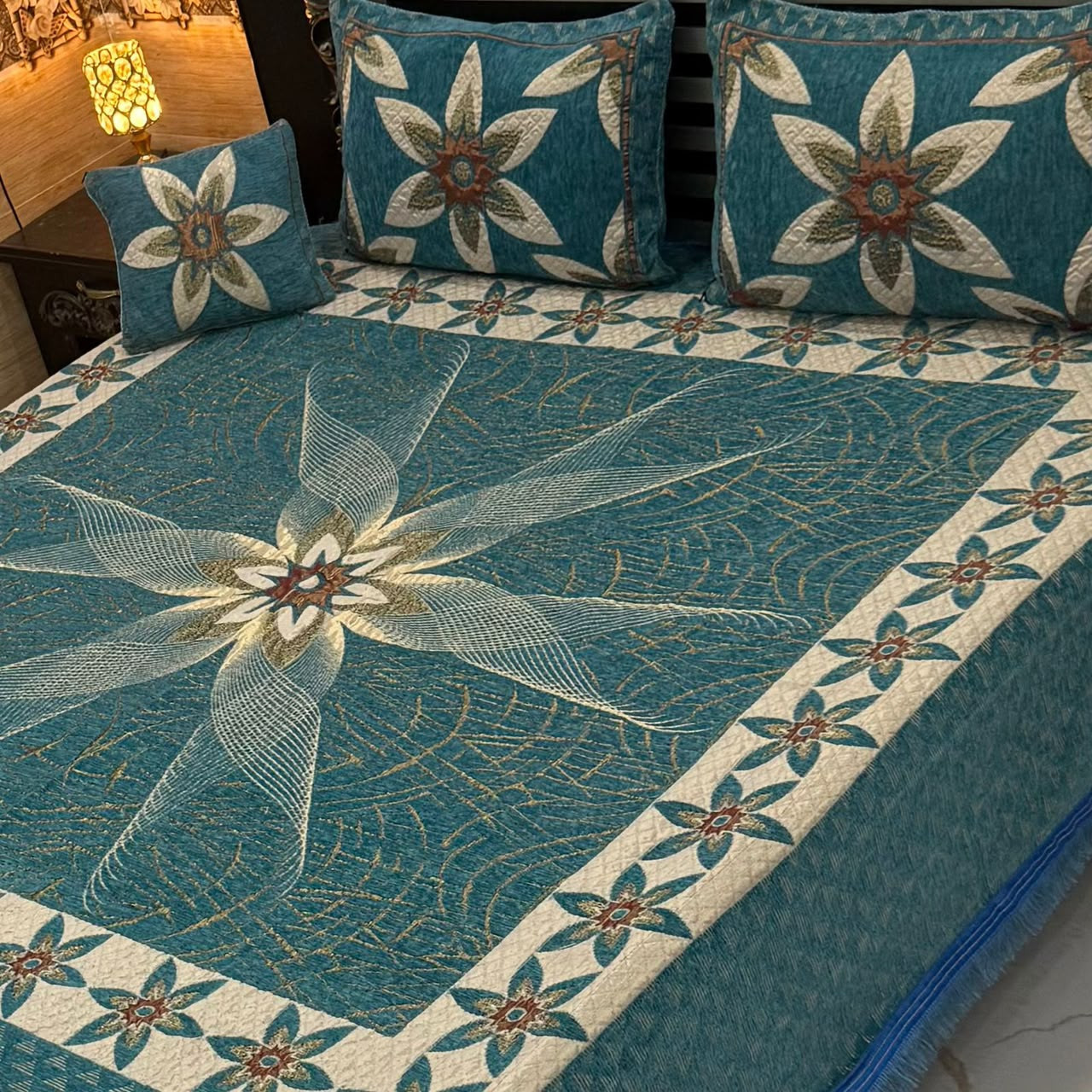 Velvet Jacquard Bedsheet Set (4PC) – King Size